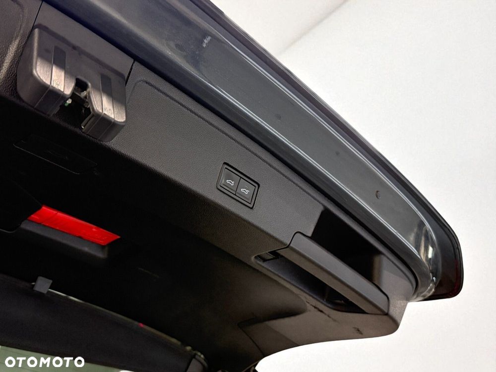 Volkswagen Touareg - 10