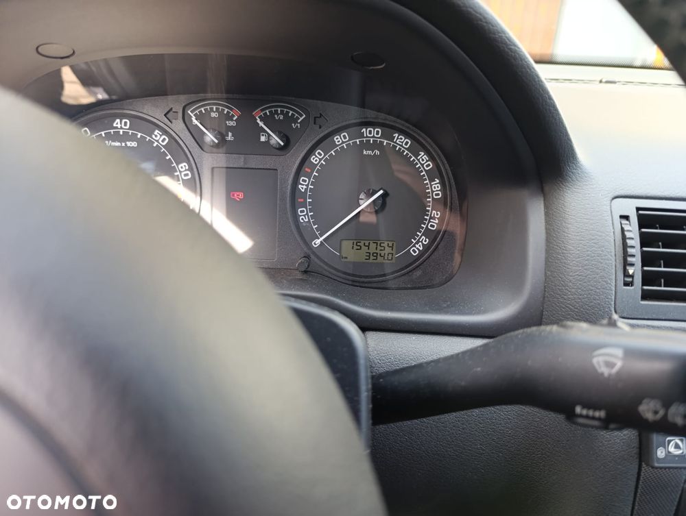 Skoda Octavia 1.6 Classic - 16