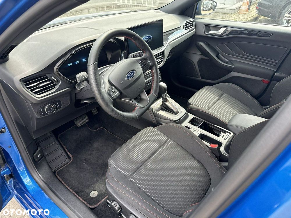Ford Focus - 16