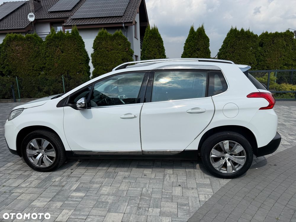 Peugeot 2008 PureTech 110 Stop&Start EAT6 Allure - 23