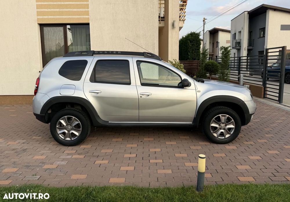 Dacia Duster 1.6 4x2 Prestige - 4