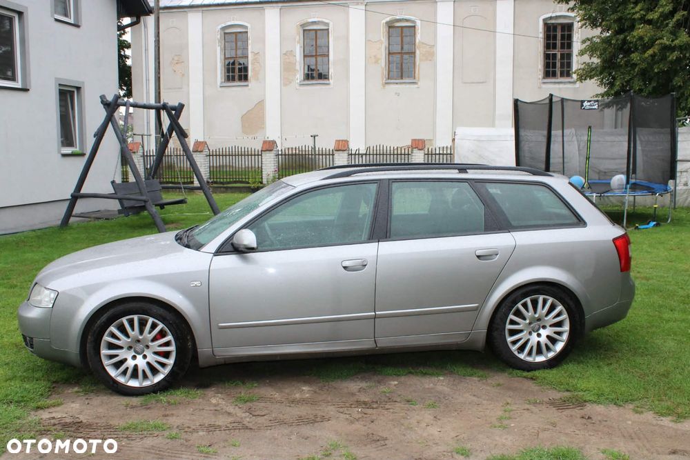 Audi A4 Avant - 4