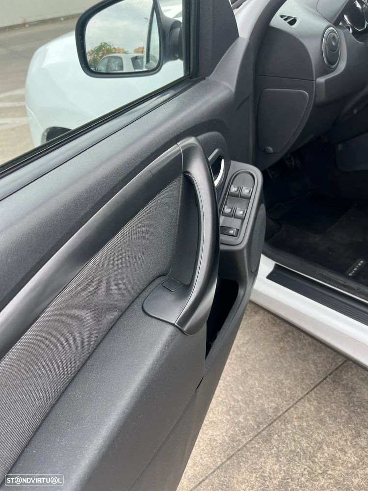 Dacia Duster 1.5 dCi Prestige - 12