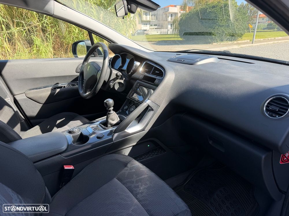 Peugeot 3008 1.6 HDi Sport - 8