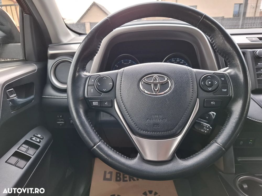Toyota RAV4 2.0 D-4D 4x2 Start-Stop - 25