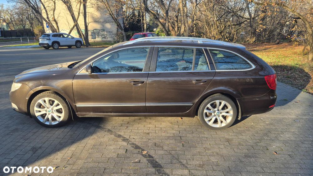 Skoda Superb 2.0 TDI Elegance - 19