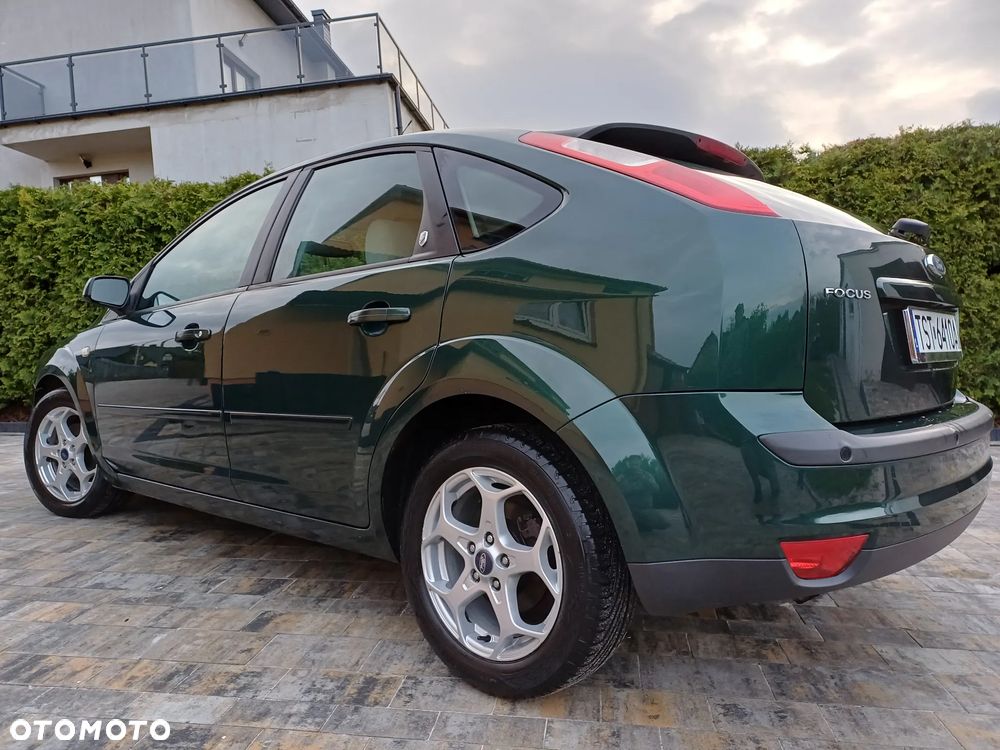 Ford Focus 1.6 Ti-VCT Ghia - 3