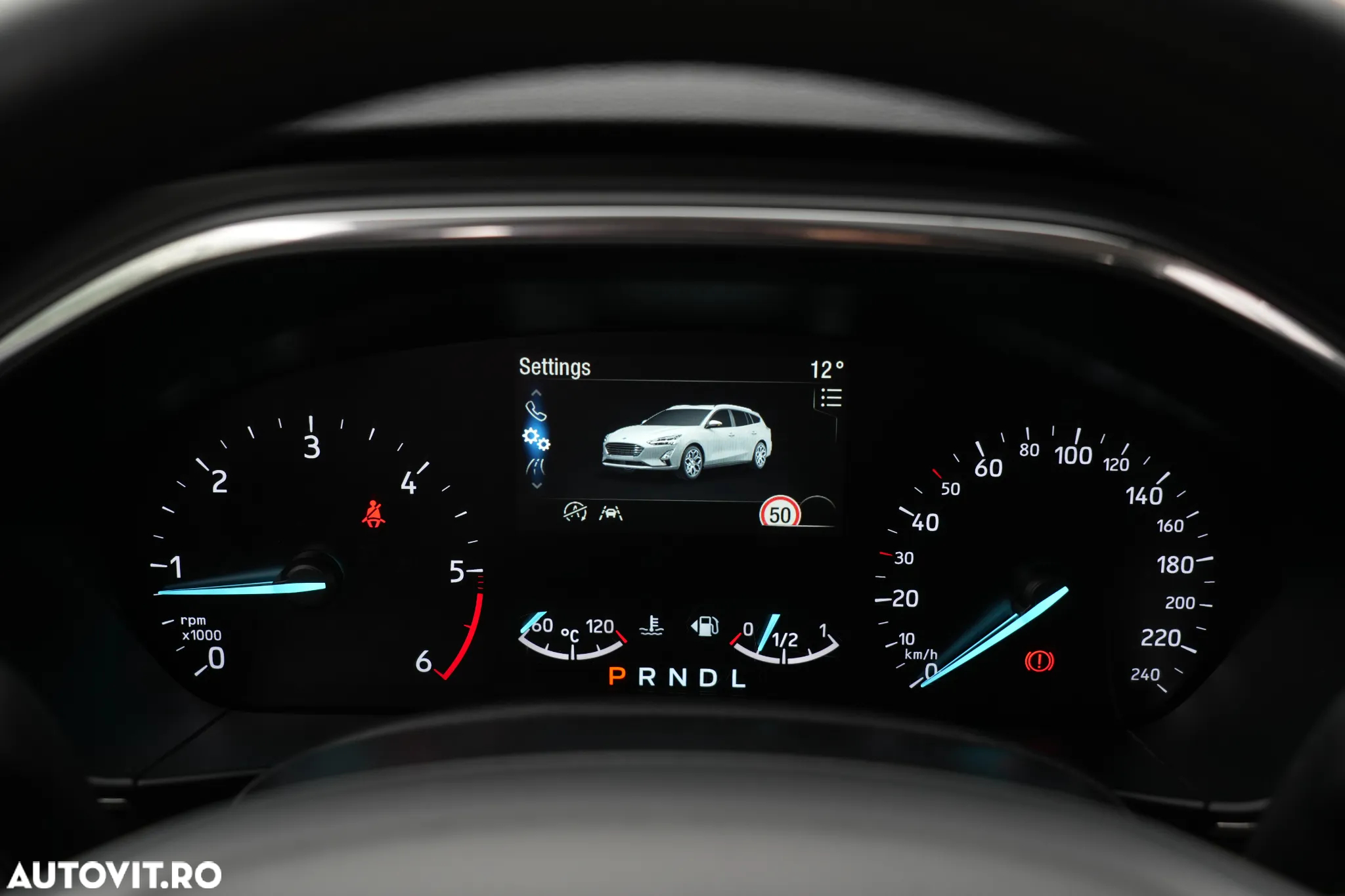 Ford Focus 1.5 EcoBlue Titanium Business - 20