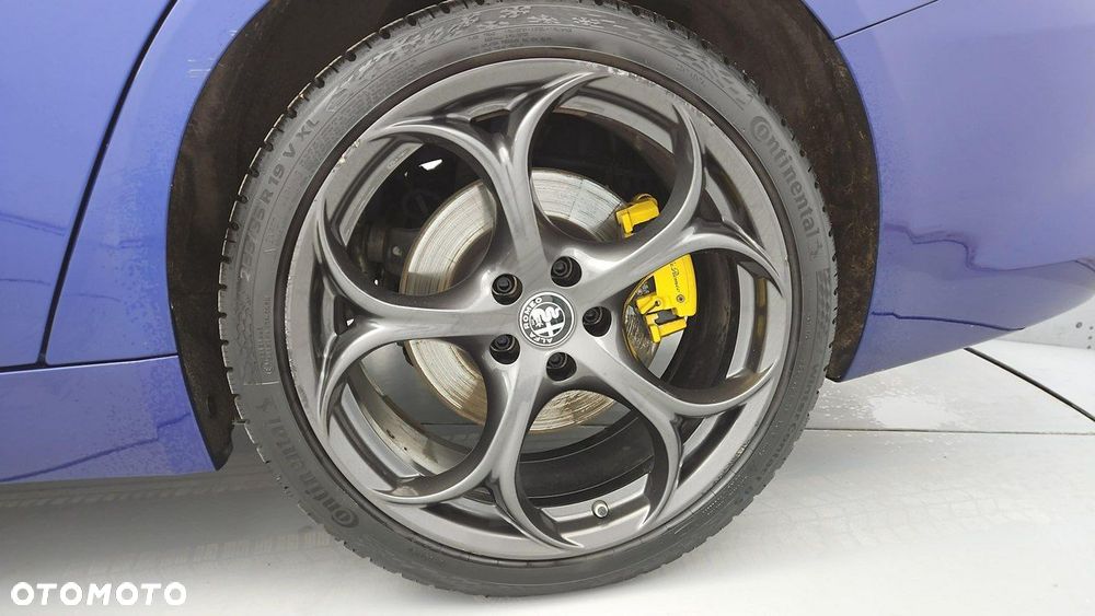 Alfa Romeo Giulia 2.0 Turbo Veloce Q4 - 23