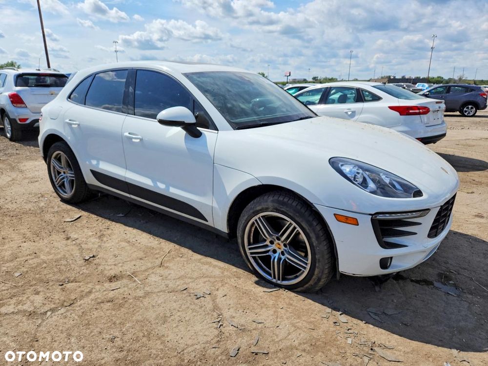 Porsche Macan Standard - 4
