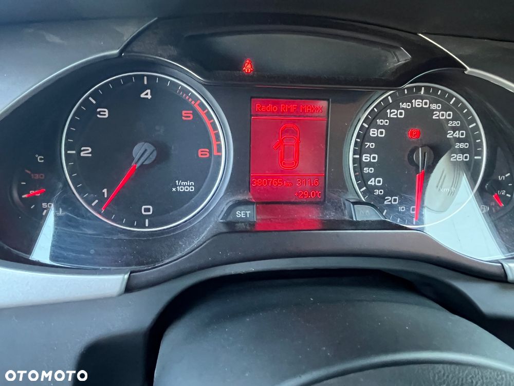 Audi A4 Avant 2.0 TDI - 13