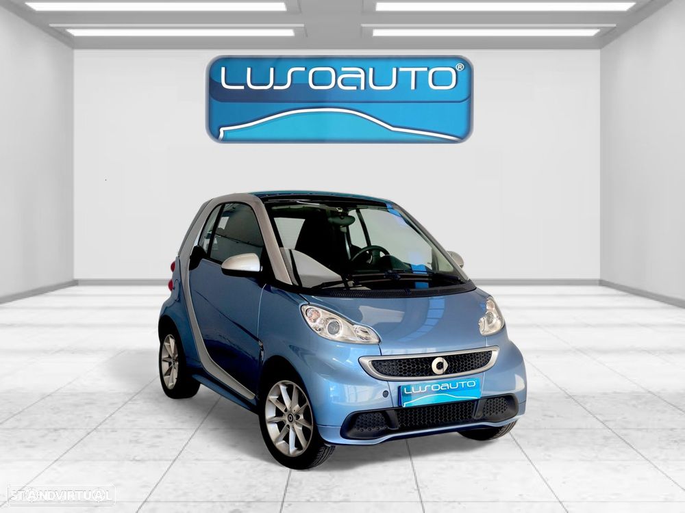 Smart ForTwo Coupé 1.0 mhd Passion 71 Softouch - 4