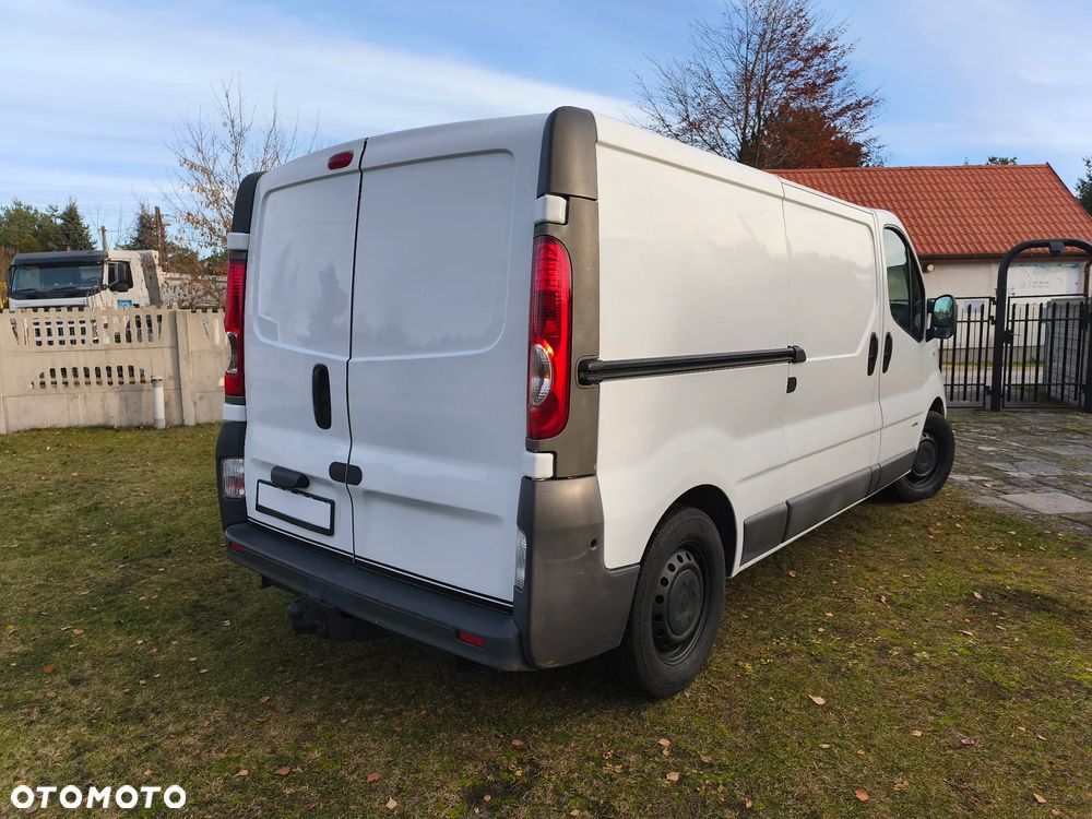 Renault TRAFIC - 7