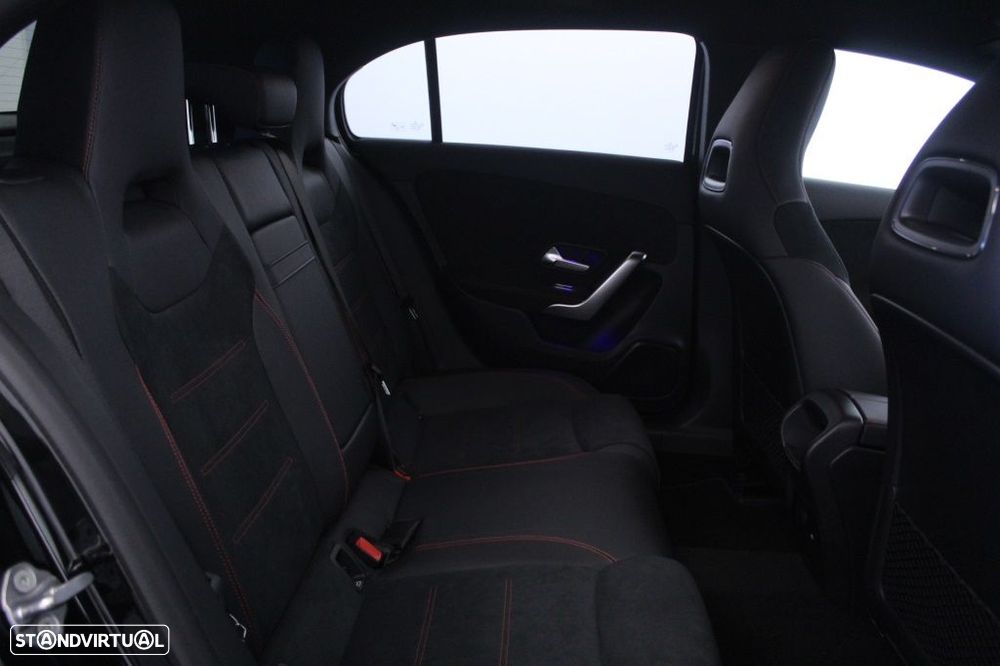 Mercedes-Benz A 250 e AMG Line - 15