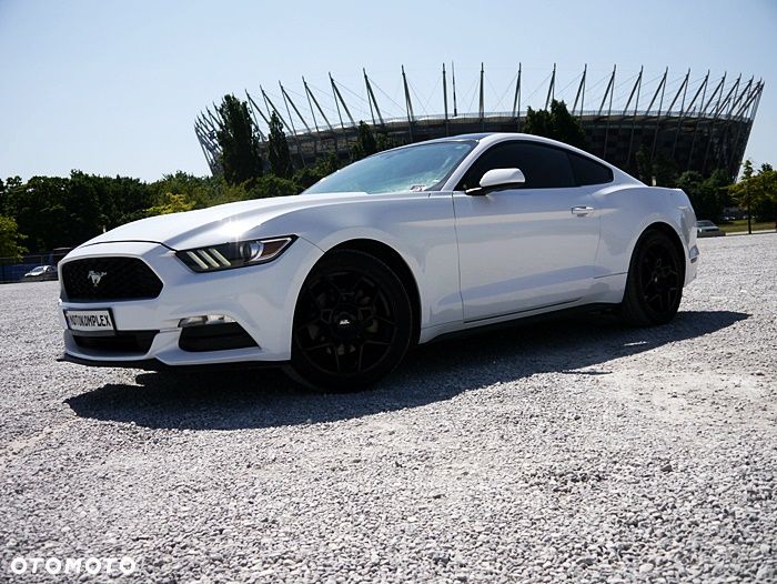 Ford Mustang 3.7 V6 Premium - 2