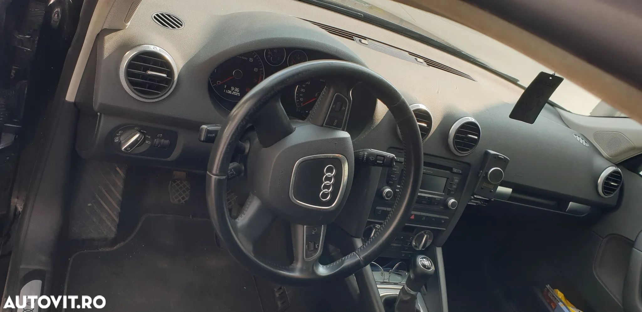 Audi A3 Sportback 1.4 TFSI Ambition - 1