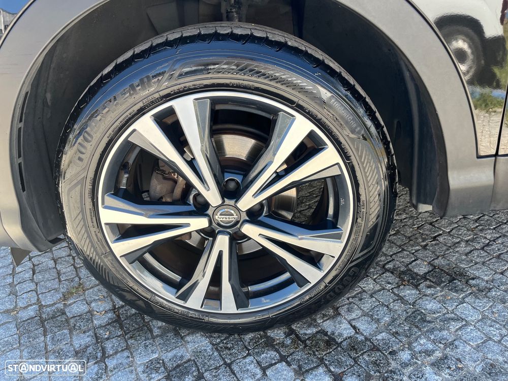 Nissan Qashqai 1.3 DIG-T N-Connecta J18 - 22