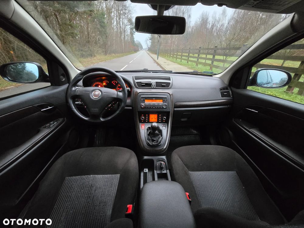 Fiat Croma 1.9 JTD Dynamic - 8