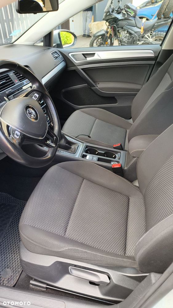 Volkswagen Golf 1.4 TSI BMT City - 14