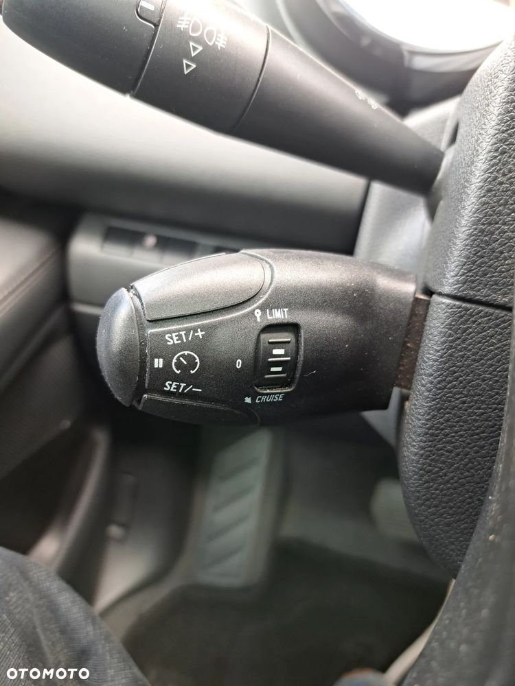 Peugeot 3008 THP 165 EAT6 Stop & Start Allure - 30