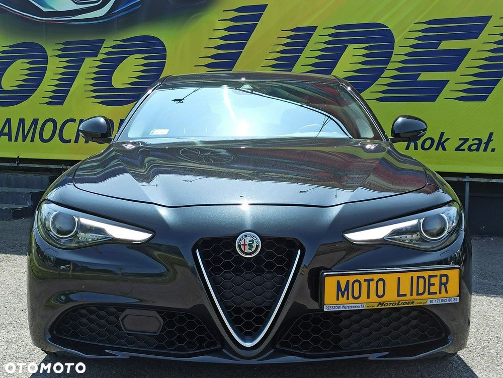 Alfa Romeo Giulia - 2