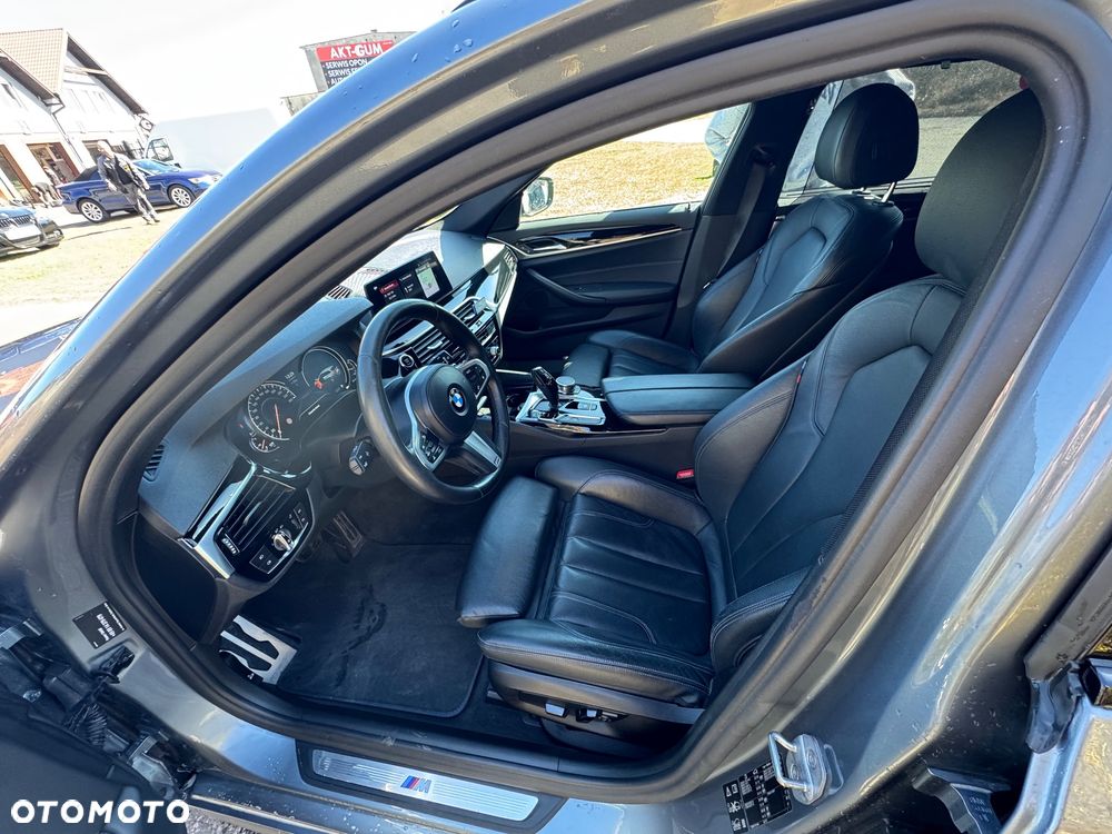 BMW Seria 5 520d xDrive M Sport sport - 5