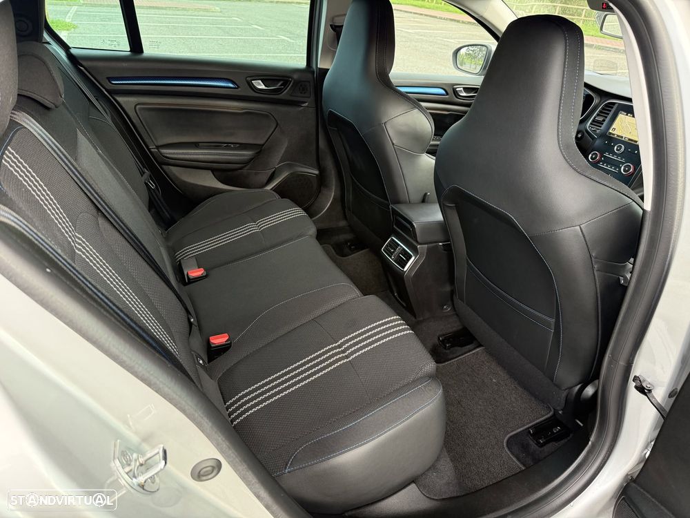 Renault Mégane Sport Tourer 1.3 TCe GT Line - 37