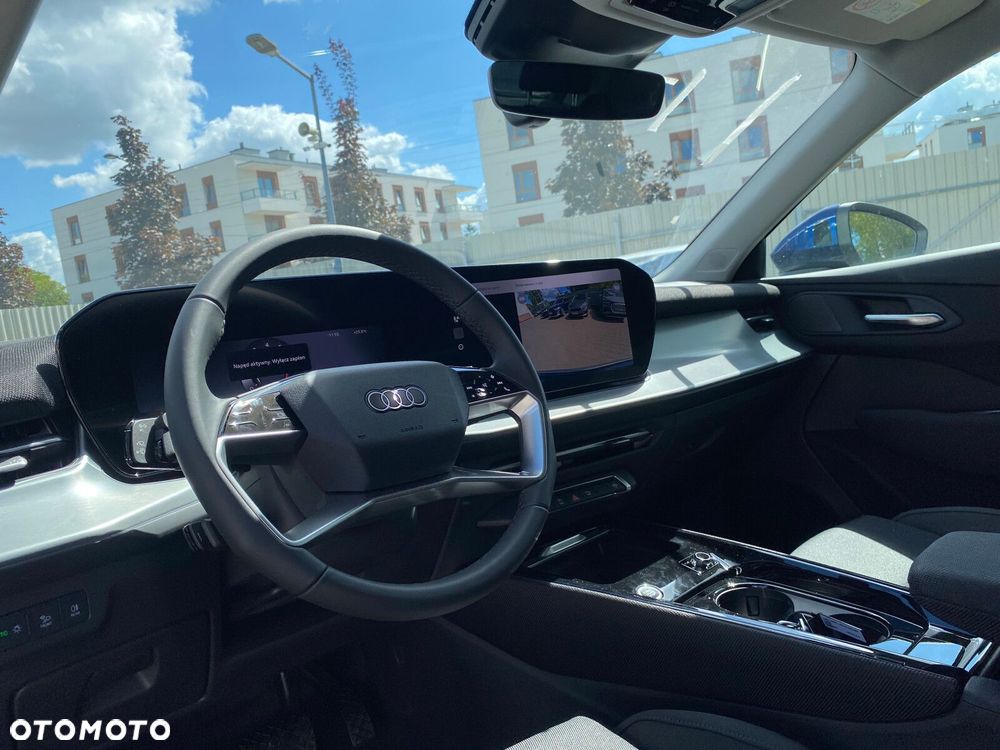 Audi Q3 Sportback - 16