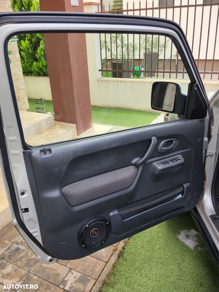 Suzuki Jimny - 3