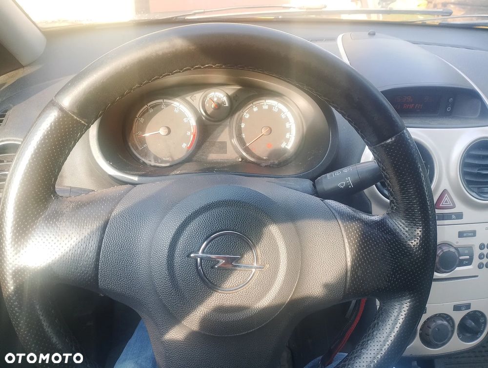 Opel Corsa - 13