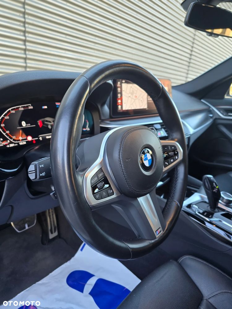BMW Seria 5 520d xDrive mHEV M Sport sport - 18