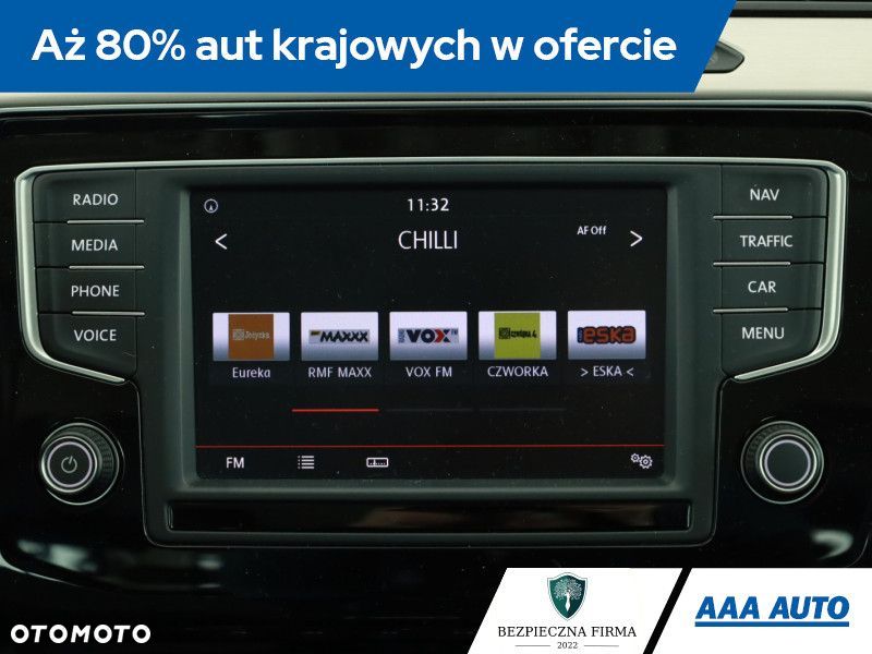Volkswagen Passat - 11