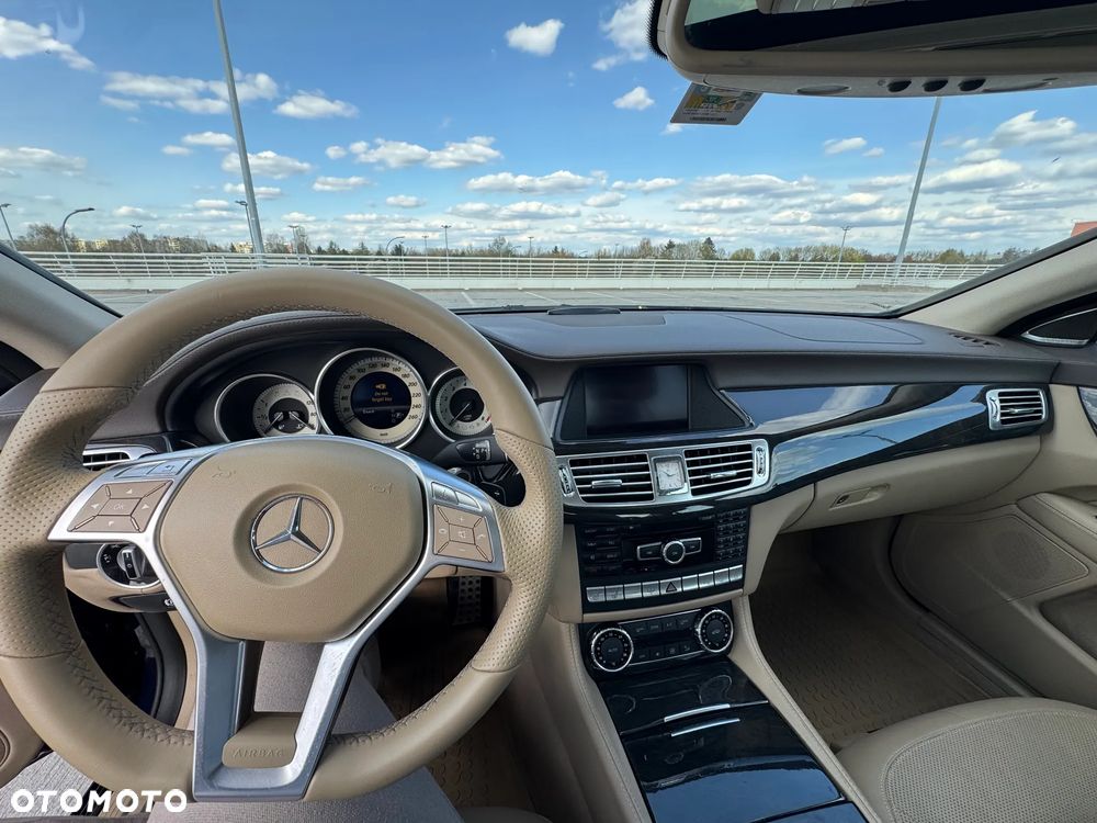 Mercedes-Benz CLS - 19