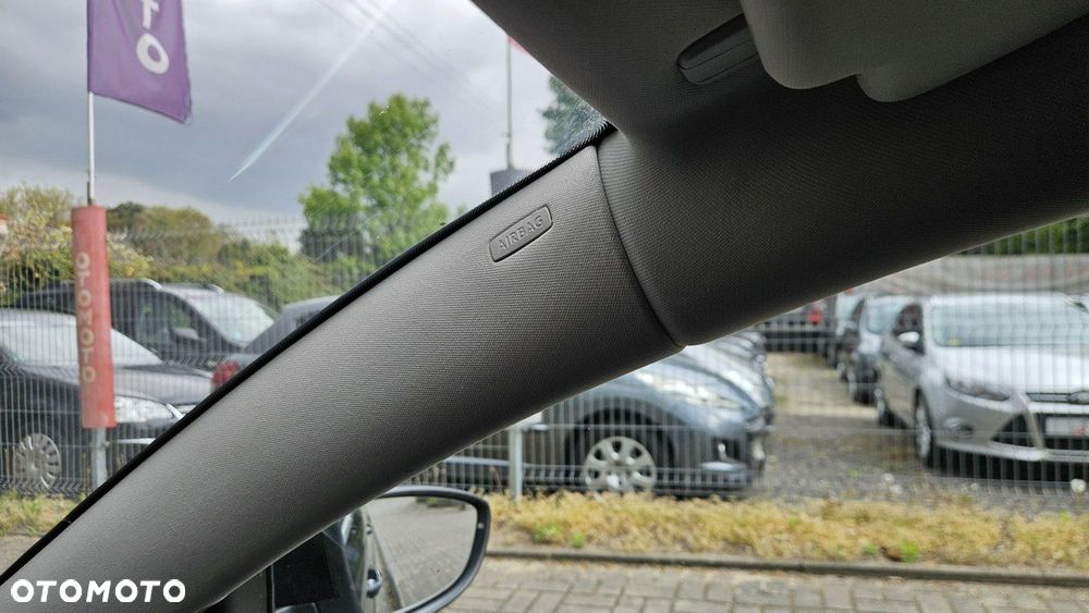 Volkswagen Passat Variant 2.0 TDI DSG BlueMotion Technology Trendline - 23
