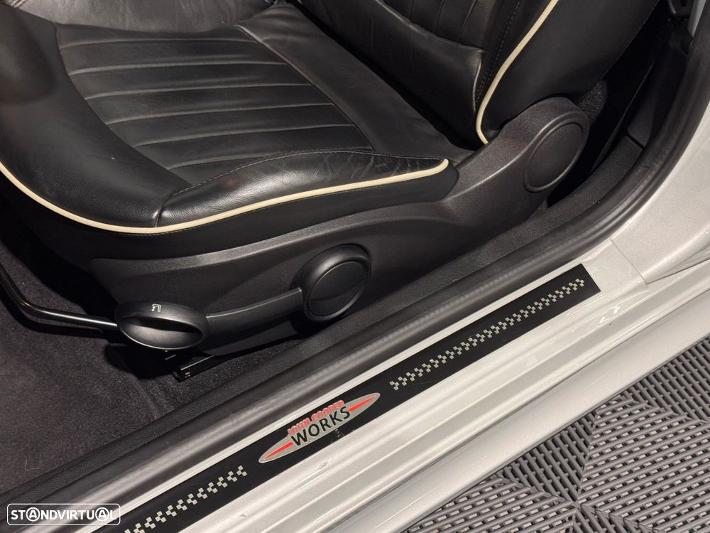 MINI 3 Portas John Cooper Works 153g - 34