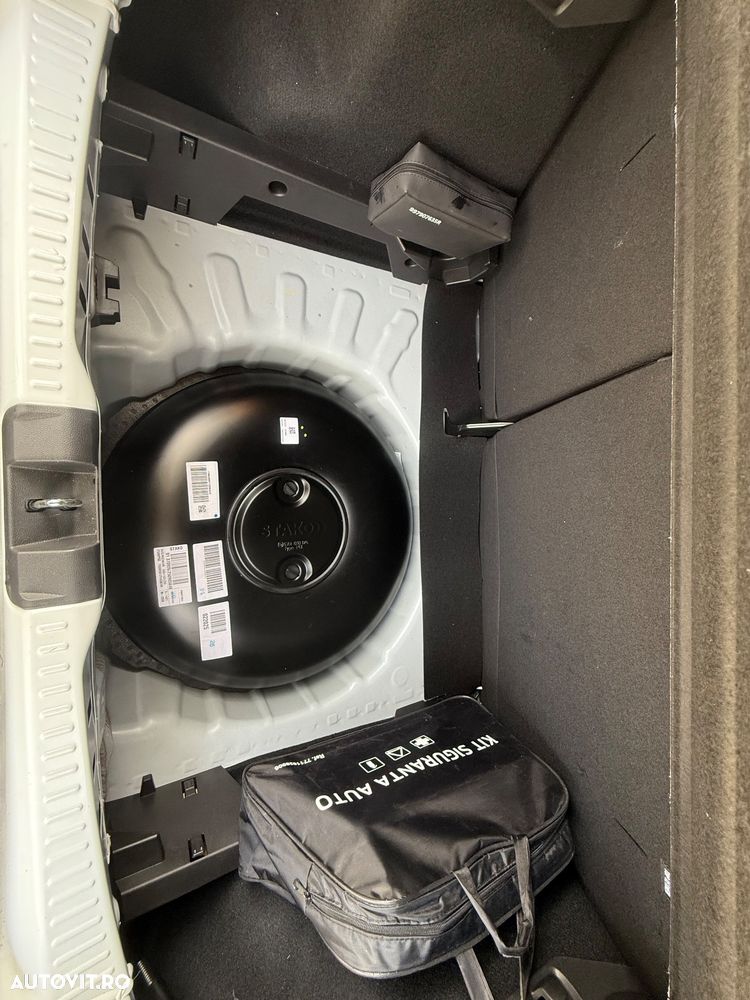 Dacia Sandero Stepway ECO-G 100 MT6 Extreme+ - 34