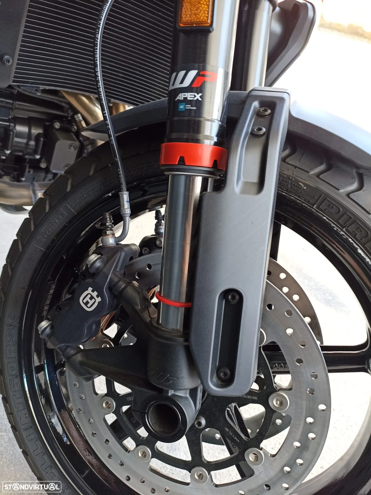 Husqvarna Svartpilen 801 - 3