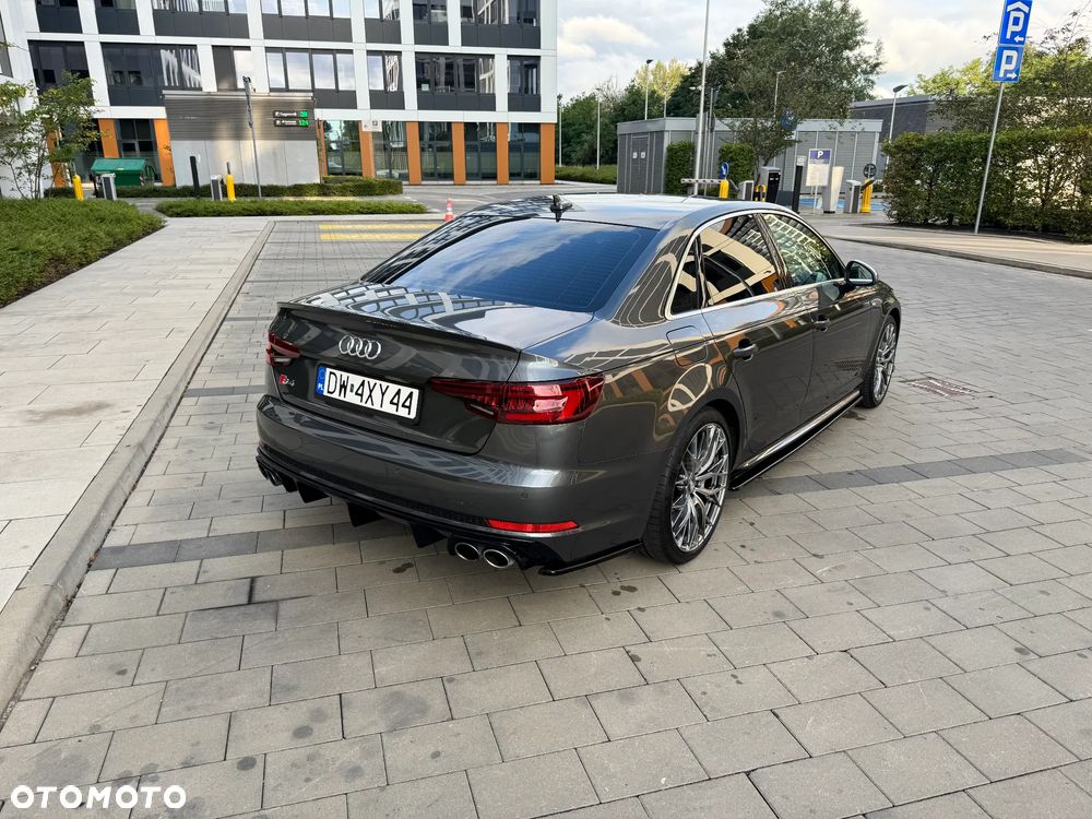 Audi S4 Limousine - 11