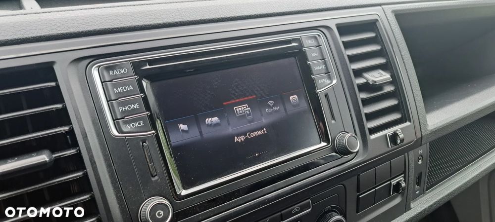 Volkswagen Transporter T6 - 24