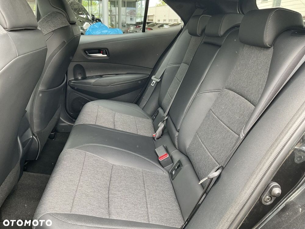 Toyota Corolla - 14