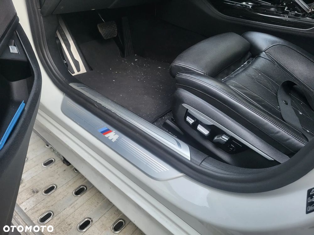 BMW Seria 7 750Li xDrive - 7