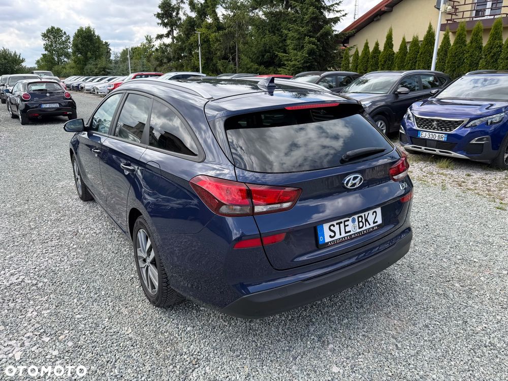 Hyundai i30 1.6 CRDI Trend - 5
