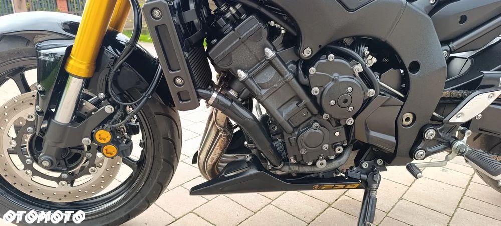 Yamaha FZ8 - 37