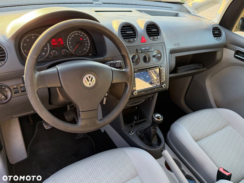 Volkswagen Caddy Life - 24