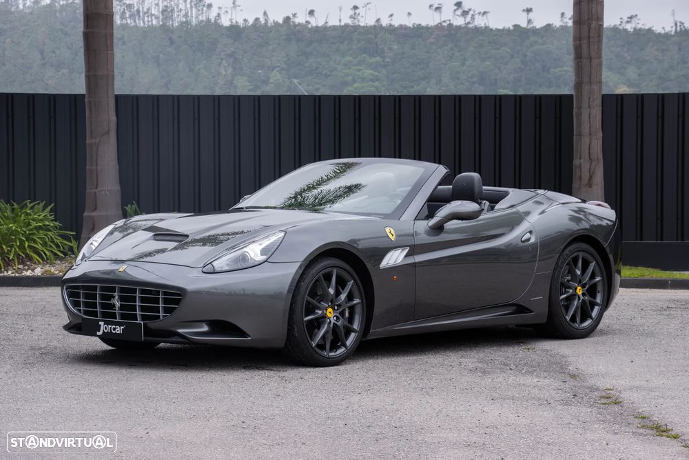 Ferrari California - 1