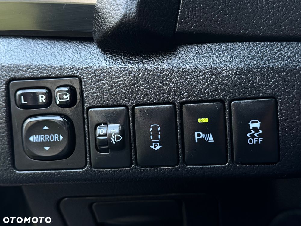 Toyota Auris 1.6 Premium Start - 16