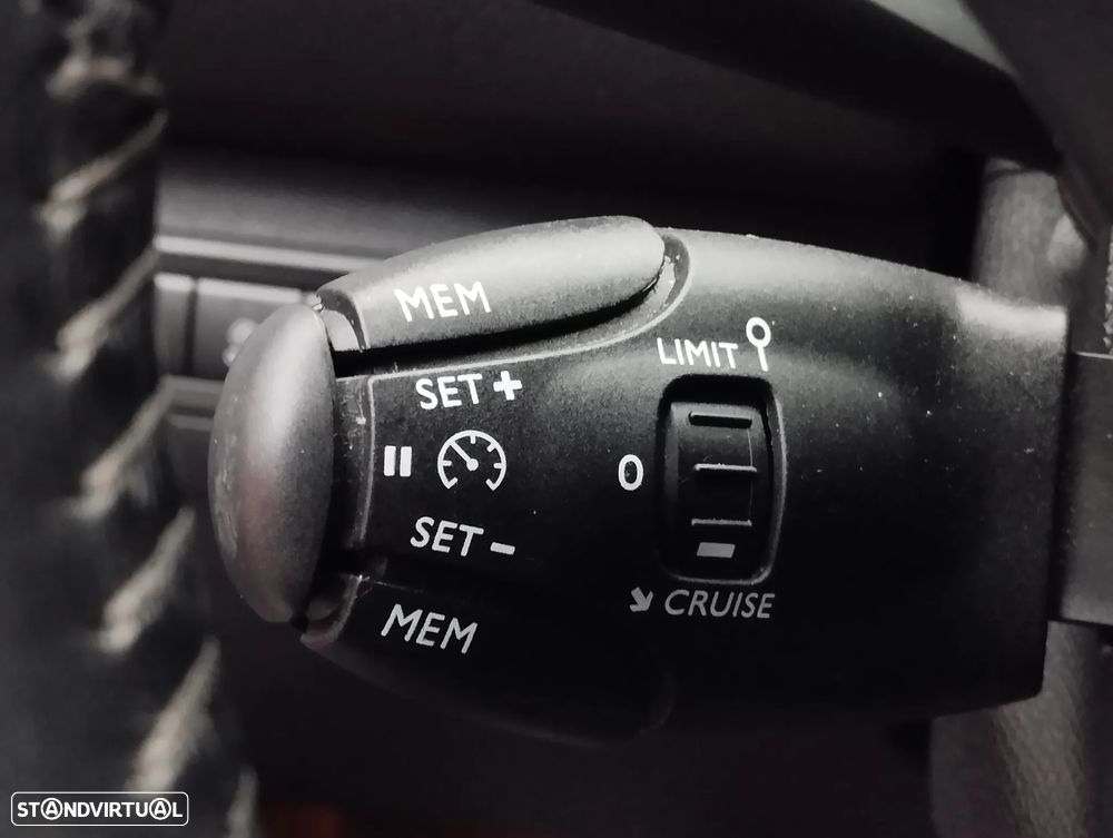 Peugeot 308 1.5 BlueHDi Allure - 24