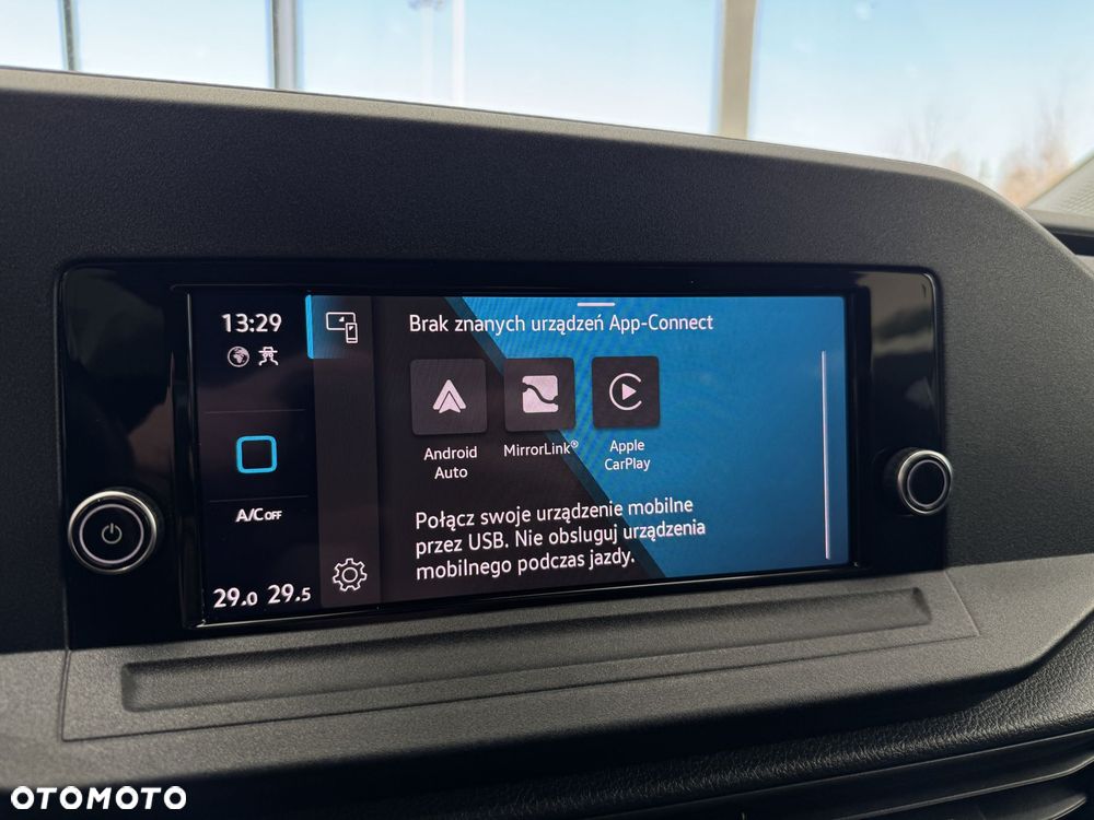 Volkswagen Caddy - 29