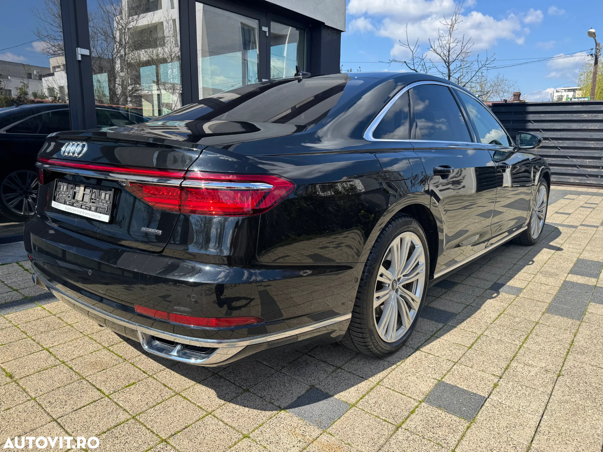 Audi A8 55 TFSI quattro Tiptronic MHEV - 7