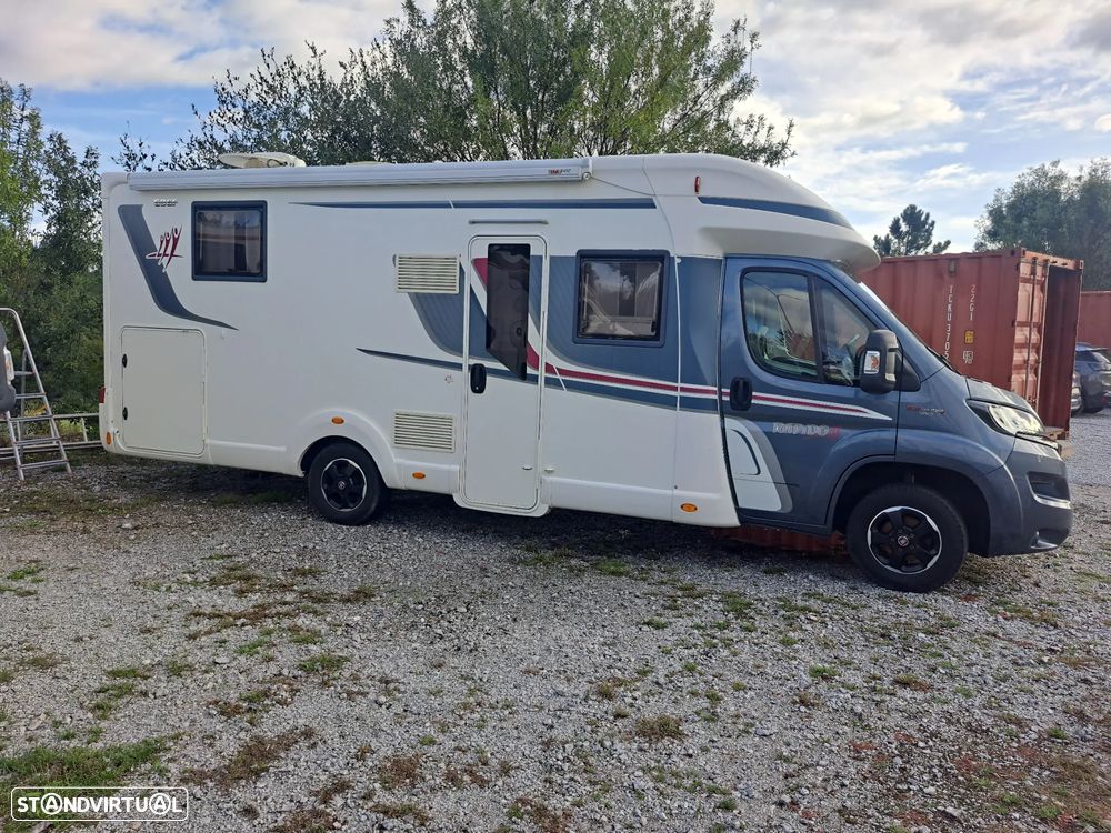 Rapido 696F Premium Edition - 1